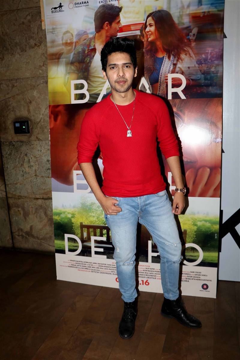 Katrina Kaif and Sidharth Malhotra at Baar Baar Dekho Trailer launch. Baar Baar Dekho Trailer,Baar Baar Dekho Trailer launch,Katrina Kaif,Sidharth Malhotra,Baar Baar Dekho Trailer launch pics,Baar Baar Dekho Trailer launch images,Baar Baar Dekho Trailer launch photos,Baar Baar Dekho Trailer launch stills,Baar Baar Dekho Tra