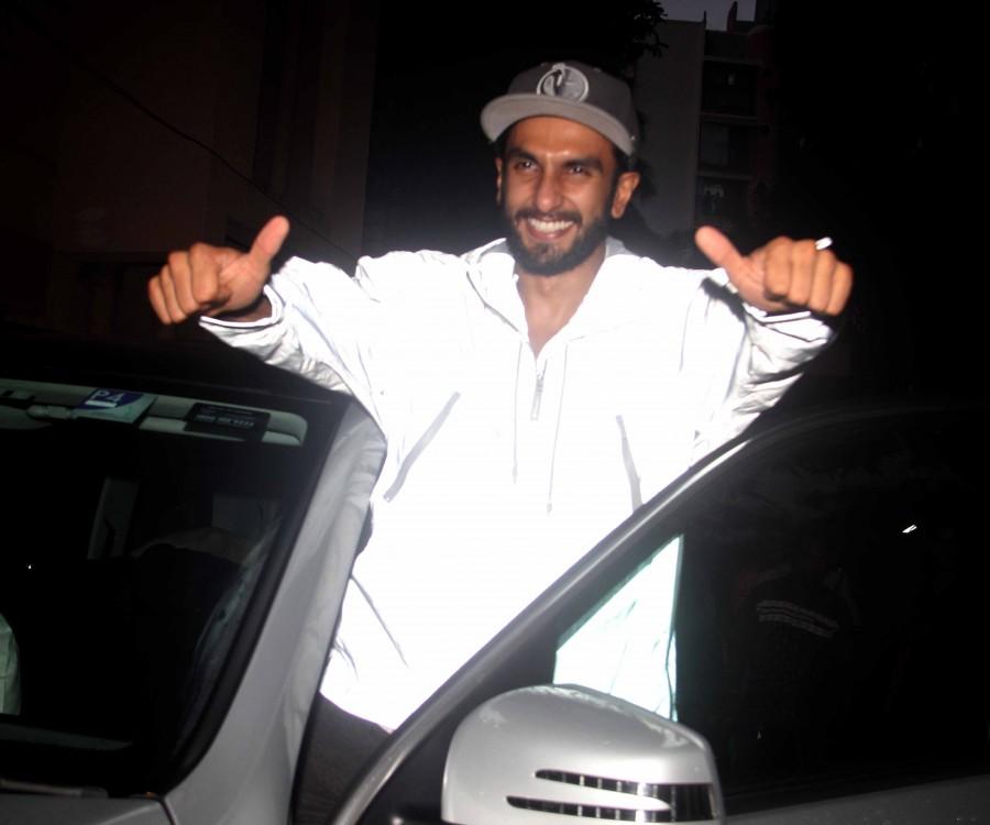 Bollywood actor Ranveer Singh spotted at Sanjay Leela Bhansali's office. Ranveer Singh,Ranveer Singh spotted at Sanjay Leela Bhansali's office,Ranveer Singh at Sanjay Leela office,actor Ranveer Singh,Ranveer Singh latest pics,Ranveer Singh latest images,Ranveer Singh latest photos,Ranveer Singh latest stills,Ranveer Singh