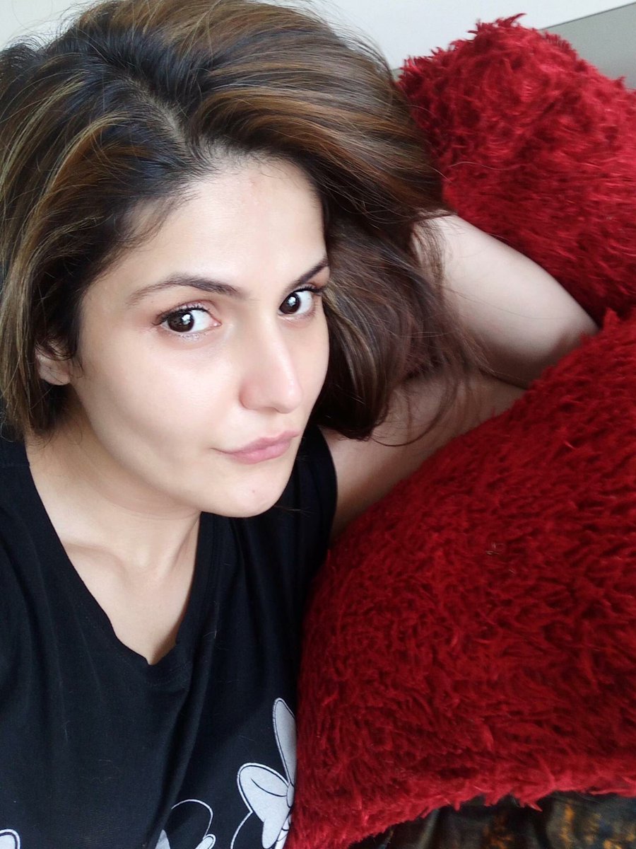 Celebs like Tamannaah Bhatia, Bipasha Basu, Kajal Aggarwal, Mouni Roy, Neha Sharma, Rannvijay Singha and Zareen Khan take Selfies on OPPO F1s. OPPO F1s,OPPO F1s Selfie Expert,Tamannaah Bhatia,Bipasha Basu,Kajal Aggarwal,Mouni Roy,Neha sharma,Rannvijay Singha,Zareen Khan,Selfie Expert,OPPO F1s Selfie pics,OPPO F1s Selfie images,OPPO F1s Selfie photos,OPPO F1s Selfie stills