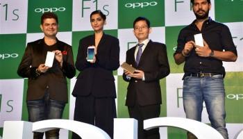 Sonam Kapoor,Yuvraj Singh,Oppo F1s Smartphone Launch,Oppo F1s Smartphone,Oppo F1s,cricket player Yuvraj Singh,Oppo F1s launch,Oppo F1s launch pics,Oppo F1s launch images,Oppo F1s launch photos,Oppo F1s launch stills,Oppo F1s launch pictures