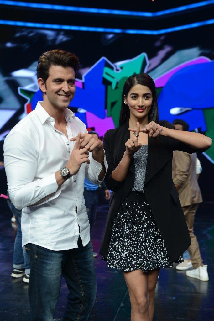 Bollywood actor Hrithik Roshan and Pooja Hegde promote Mohenjo Daro on Dance + Season 2 glitz. Mohenjo Daro,Mohenjo Daro promotion,Hrithik Roshan,Pooja Hegde,Dance + Season 2,Mohenjo Daro on Dance + Season 2,Hrithik Roshan and Pooja Hegde,Mohenjo Daro movie promotion
