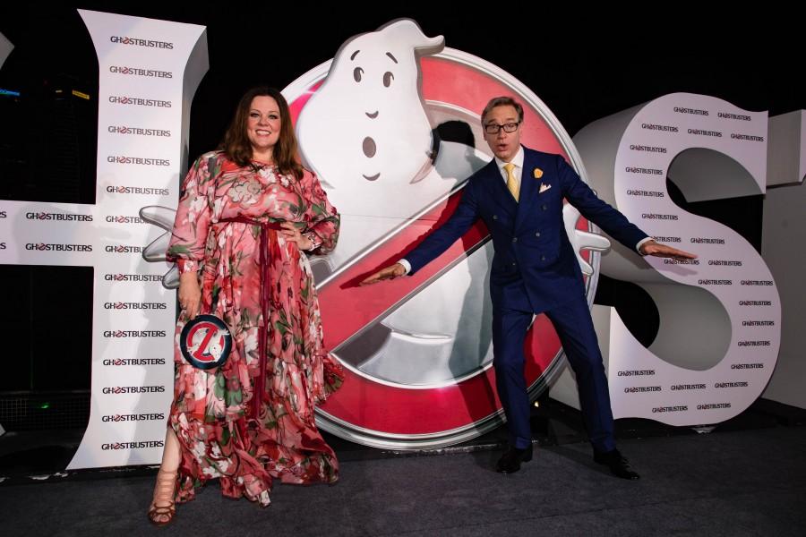 She doesn't like to play by any rules, and changed the Hollywood game with her flair for comedy. American actress Melissa McCarthy feels the world has moved on from the obsession to show 'perfect women' on screen and says actresses are not supposed to be perfect, but real. Melissa McCarthy,actress Melissa McCarthy,Paul Feig,Paul Feig with Melissa McCarthy,perfect women,Melissa McCarthy latest pics,Melissa McCarthy latest images,Melissa McCarthy latest photos,Melissa McCarthy latest stills,Melissa McCarthy latest pictures