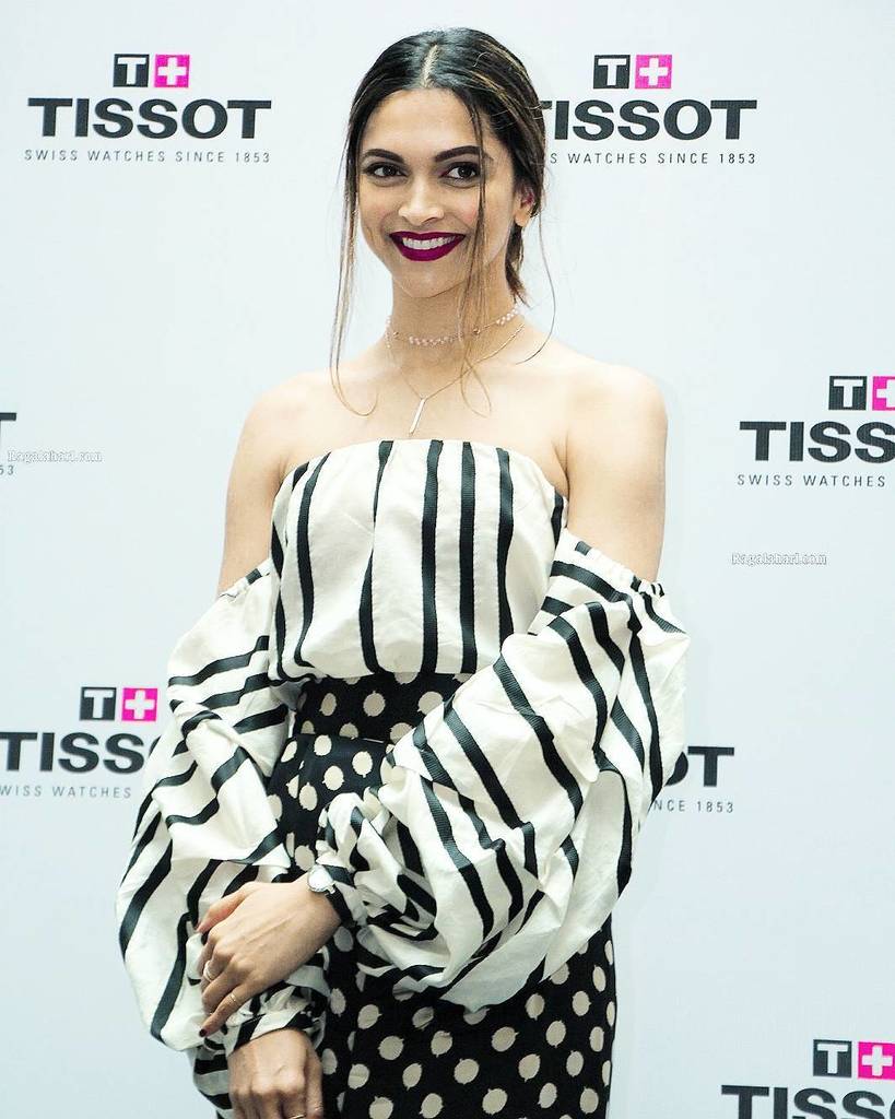 Bollywood gorgeous actress Deepika Padukone spotted at Tissot event. Deepika Padukone,Deepika Padukone spotted at Tissot event,Deepika Padukone at Tissot event,Tissot,Tissot event,actress Deepika Padukone,Deepika Padukone latest pics,Deepika Padukone latest images,Deepika Padukone latest photos,Deepika Padukone latest sti