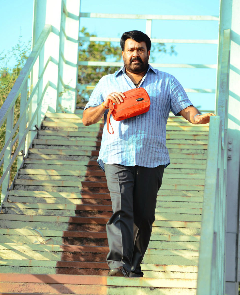 The film stars Mohanlal, Gautami and Viswant in the lead roles, while Urvashi, S. P. Balasubrahmanyam, Gollapudi Maruti Rao, Naresh, Nedumudi Venu, Paruchuri Venkateswara Rao, Joy Mathew, P. Balachandran, Vennela Kishore and Nassar appear in the supporting role Mohanlal,Gautami,Manamantha movie stills,Manamantha movie pics,Manamantha movie images,Manamantha movie photos,Manamantha movie pictures,Urvashi,S. P. Balasubrahmanyam,Gollapudi Maruti Rao,Naresh,Nedumudi Venu,Paruchuri Venkateswara Rao