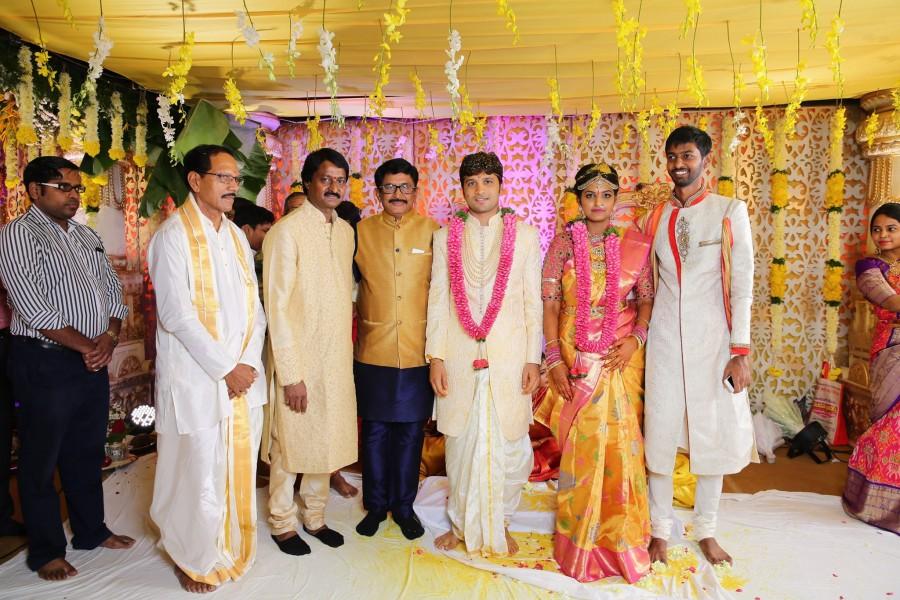 Prabhu Thej and Varsha Reddy wedding ceremony held at Hyderabad. Celebs like Prabhas, Mohan Babu Manchu, Nirmala Devi, Murali Mohan, Dasari Narayana Rao and others graced the event. Prabhu Thej and Varsha Reddy,Prabhu Thej,Varsha Reddy,Prabhas,Mohan Babu Manchu,Nirmala Devi,Murali Mohan,Dasari Narayana Rao,Prabhu Thej and Varsha Reddy wedding,Prabhu Thej and Varsha Reddy wedding pics,Prabhu Thej and Varsha Reddy wedding images