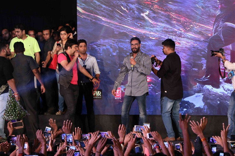 Ajay Devgn, Erika Kaar, Sayyeshaa at Shivaay trailer launch. Shivaay trailer launch,Shivaay trailer,Ajay Devgn,Erika Kaar,Sayyeshaa,Shivaay trailer launch pics,Shivaay trailer launch images,Shivaay trailer launch photos,Shivaay trailer launch stills,Shivaay trailer launch pictures