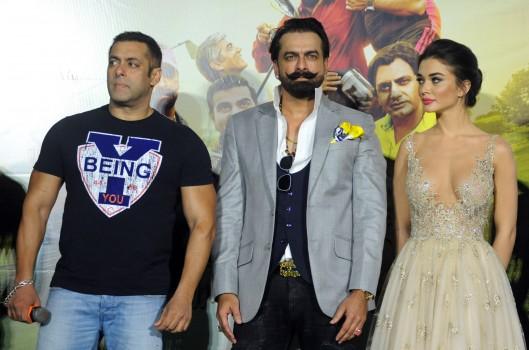 Delhi-based model-turned-actor Jas Arora attended the trailer launch of the film Freaky Ali along with the entire cast.