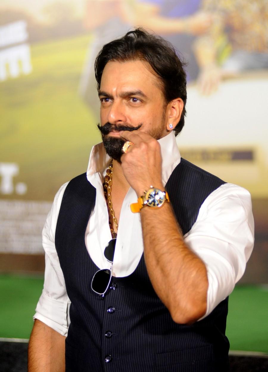 Delhi-based model-turned-actor Jas Arora attended the trailer launch of the film Freaky Ali along with the entire cast. Jas Arora,actor Jas Arora,Freaky Ali,freaky ali trailer,Freaky Ali trailer laumch,Nawazuddin Siddiqui,amy jakson,Salman Khan,Jas Arora pics,Jas Arora images,Jas Arora photos,Jas Arora stills,Jas Arora pictures