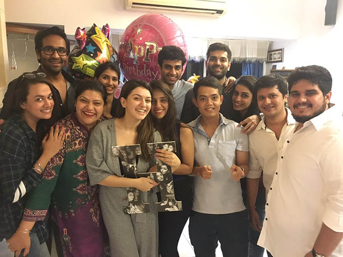South Indian actress Hansika Motwani celebrates 25th birthday with friends. Hansika Motwani,Hansika Motwani celebrates 25th birthday,Hansika Motwani birthday,Hansika Motwani birthday bash,Hansika Motwani birthday celebrations,Hansika Motwani birthday celebrations pics,Hansika Motwani birthday celebrations images,Hansika Motwani b