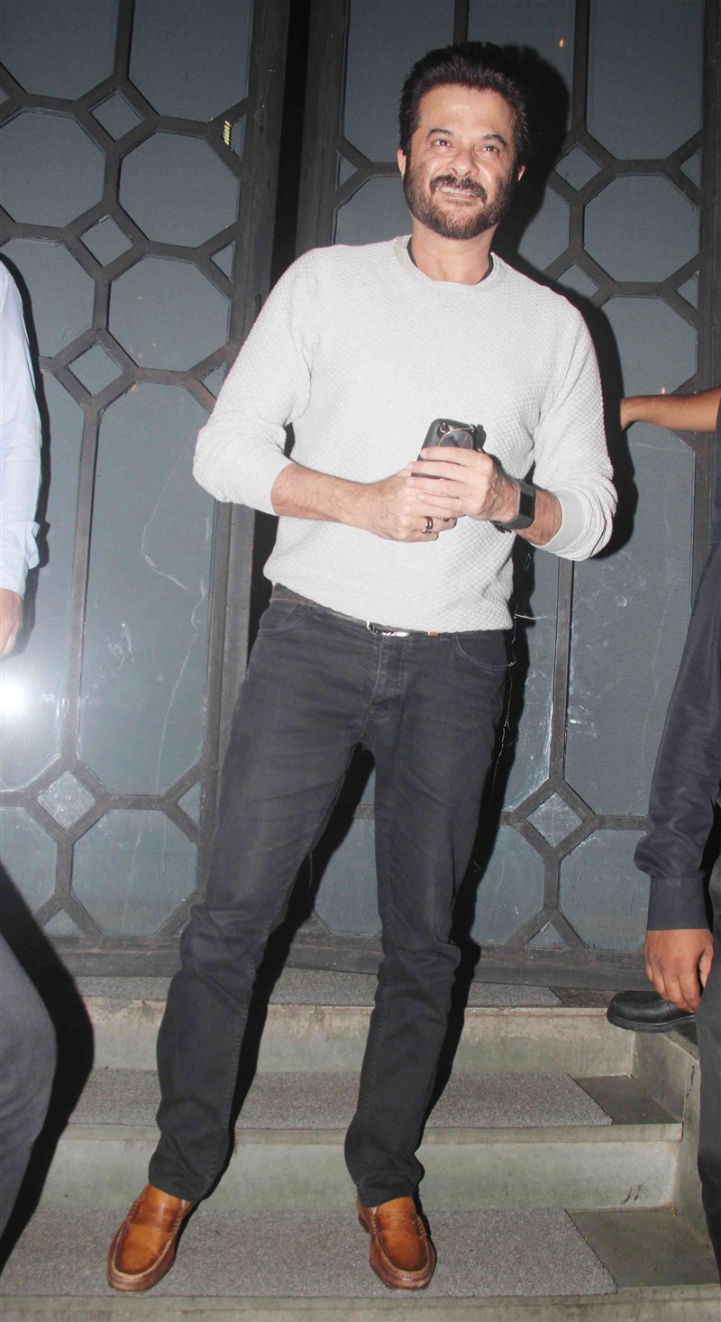The event of a Birthday party of Rohini Iyer of Raindrop Media held last night. Bollywood celebs like Shilpa Shetty, Bipasha Basu, Karan Singh Grover, R. Madhavan, Vivek Oberoi, Anil Kapoor, Sonali Bendre, Farah Khan, Madhur Bhandarkar, Emraan Hashmi, Pooja Batra, Sophie Choudry, Jackky Bhagnani, Raveena Tandon, Tusshar Kapoor, Kartik Aaryan, Mandana Karimi, Athiya Shetty, Huma Qureshi, Neha Dhupia, Tabu and many others graced the event. Rohini Iyer birthday party,Rohini Iyer birthday bash,Rohini Iyer birthday celebrations,Shilpa Shetty,Bipasha Basu,Karan Singh Grover,R. Madhavan,Vivek Oberoi,Anil Kapoor,Sonali Bendre,Farah Khan,Madhur Bhandarkar
