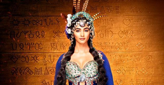 After a small gap, Hrithik Roshan is back with an action packed historical movie Mohenjo Daro. Let's check out the top 5 reasons to watch this movie. Mohenjo Daro,5 reason to watch Mohenjo Daro,Mohenjo Daro review,Hrithik Roshan,Pooja Hegde,Bollywood movie Mohenjo Daro,Mohenjo Daro pics,Mohenjo Daro images,Mohenjo Daro photos,Mohenjo Daro stills,Mohenjo Daro pictures