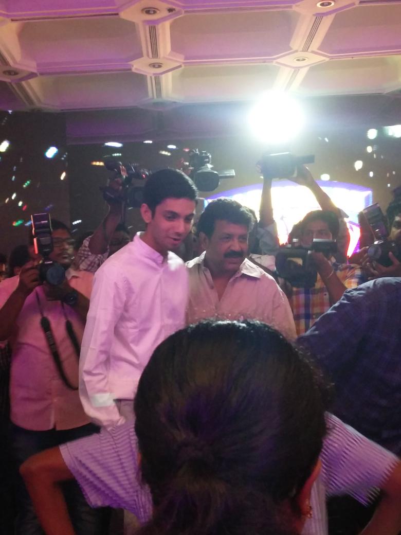 Former Indian opener Virender Sehwag, actor Simbu, Anirudh, unveil Madurai Supergiants Jersey. Madurai Supergiants,Madurai Supergiants Jersey,Virender Sehwag,Simbu,Anirudh,Anirudh Ravichander,Madurai Supergiants Jersey launch,Madurai Supergiants Team