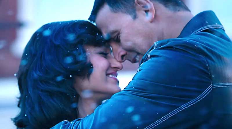Rustom is an upcoming Bollywood crime-mystery movie written by Vipul K Rawal and directed by Tinu Suresh Desai and produced by Neeraj Pandey, Aruna Bhatia, Nittin Keni, Akash Chawla, Virender Arora, Ishwar Kapoor and Shital Bhatia under the Zee Studio, KriArj Entertainment, Cape Of Good Films and Plan C Studios banner. The film stars Akshay Kumar, Ileana D'Cruz in the lead role. Rustom,Rustom movie stills,Akshay Kumar,Ileana D'Cruz,Rustom movie pics,Rustom movie images,Rustom movie photos,Rustom movie pictures,Bollywood movie Rustom