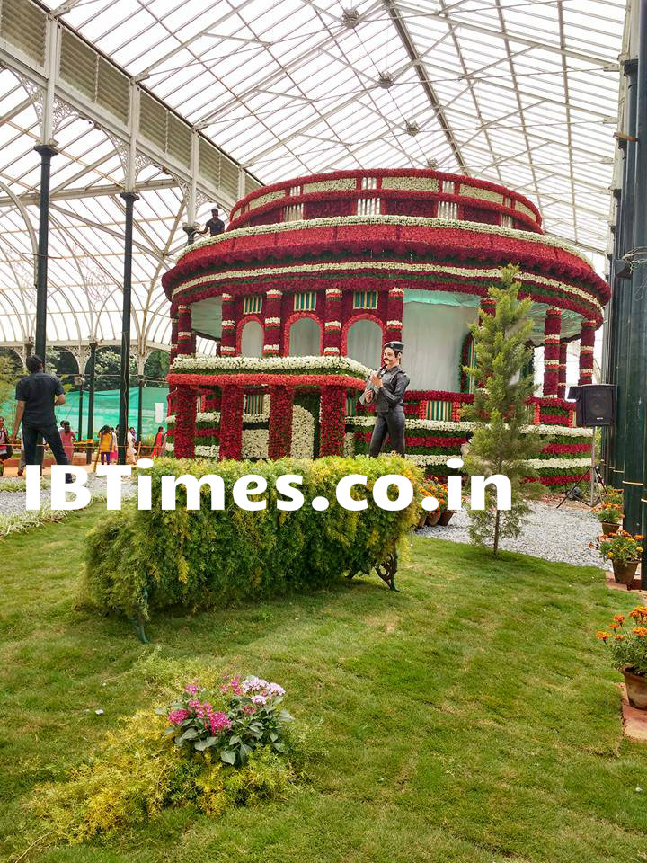 Independence Day 2016: Every year on Independence Day and Republic day, flower shows are organized at the Lalbagh Botanical Garden in Bangalore. Independence Day 2016,Independence Day,Independence Day special,70th Independence Day,Lalbagh Flower Show,Lalbagh Flower Show 2016,Lalbagh Flower Show pics,Lalbagh Flower Show images,Lalbagh Flower Show photos,Lalbagh Flower Show stills,Lalbagh Flower Sho