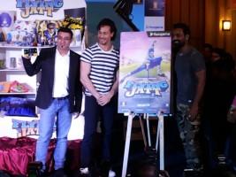Tiger Shroff,Remo D'souza,A Flying Jatt,A Flying Jatt game,A Flying Jatt game launch,director-choreographer Remo D'souza,bollywood movie A Flying Jatt,A Flying Jatt promotions,A Flying Jatt movie promotions