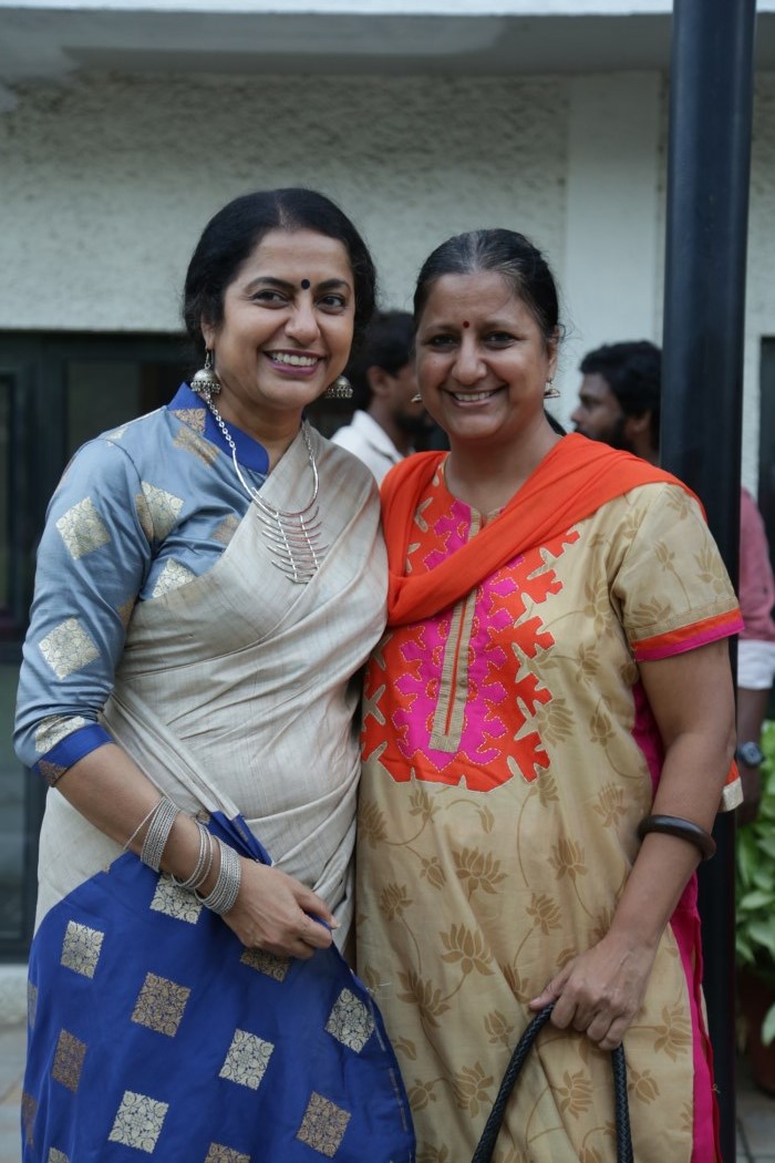 19th Gollapudi Srinivas National Award 2015 event held at Chennai. Celebs like Boman Irani, Shivarajkumar, Siddharth Vipin, Jayasudha, Suhasini Manirathnam, Prasanna, Jayaprakash Radhakrishnan, Gollapudi Maruti Rao, YG Mahendran, Singeetam Srinivasa Rao, Madhuvanthi Arun, Sudha Mahendra, Pushpa Kandaswamy, VJ Ramya, Ambika, Thalaivasal Vijay, Thiyagarajan, Priyadarshan, Fathima Babu, Nitin Kapoor, G Venkatram and others graced the event. 19th Gollapudi Srinivas National Award 2015,Shivarajkumar,Boman Irani,Manirathnam,Siddharth Vipin,Jayasudha,Suhasini Manirathnam,Prasanna,Jayaprakash Radhakrishnan,Gollapudi Maruti Rao