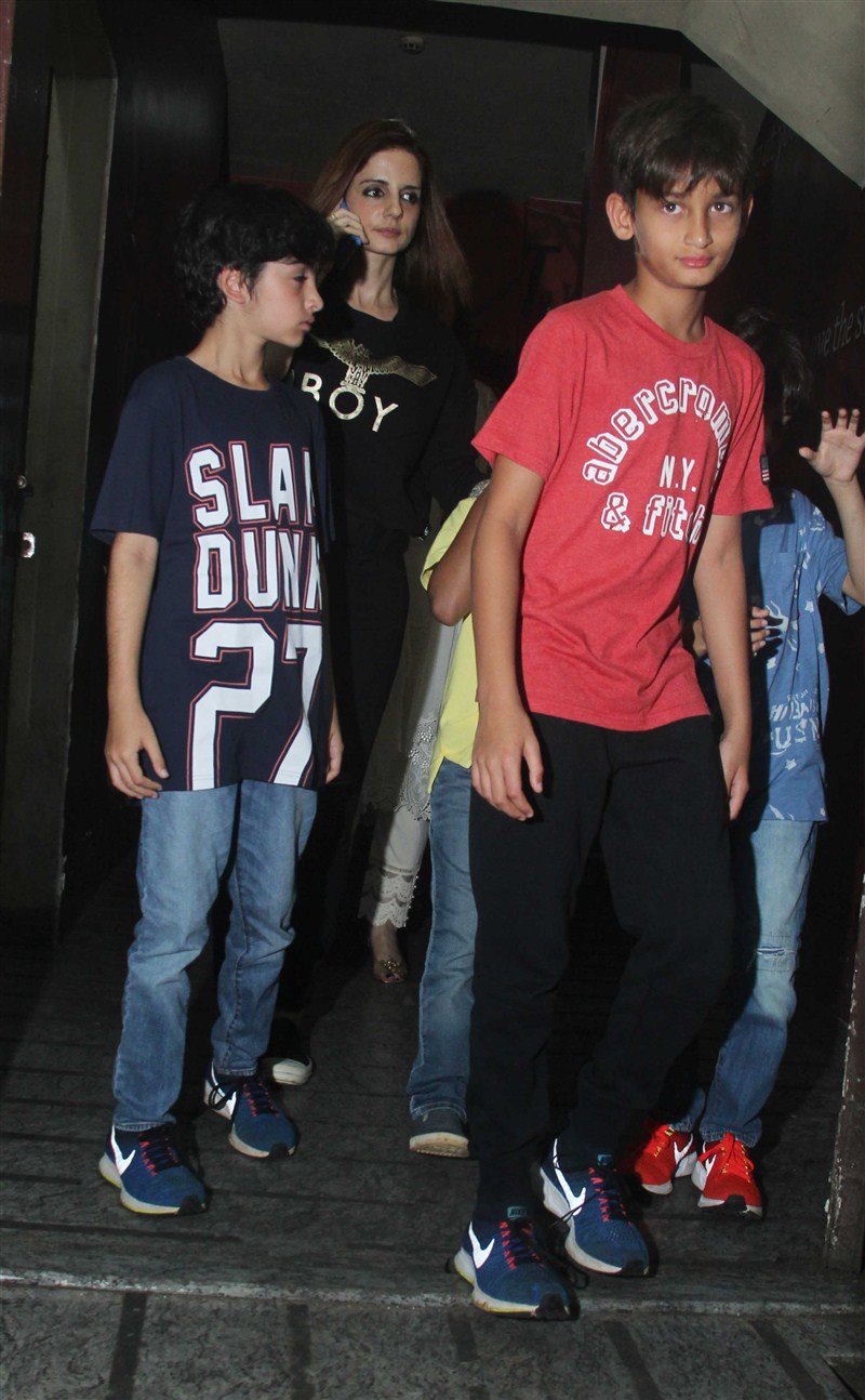 Sussane Khan with her Kids Snapped at PVR in Mumbai. Sussane Khan,Sussane Khan with her Kids Snapped at PVR,Sussane Khan with her Kids,Sussane Khan kids,actress Sussane Khan,Sussane Khan pics,Sussane Khan images,Sussane Khan photos,Sussane Khan stills,Sussane Khan pictures