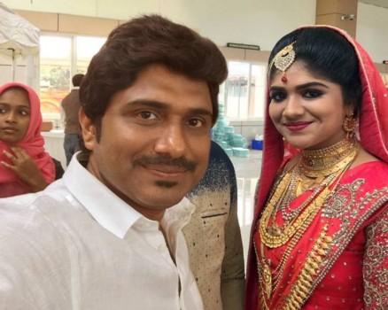 Malayalam singer Afsal's eldest daughter Mubeena has entered the wedlock with Sajad in a grand wedding ceremony on Sunday in Kochi.
