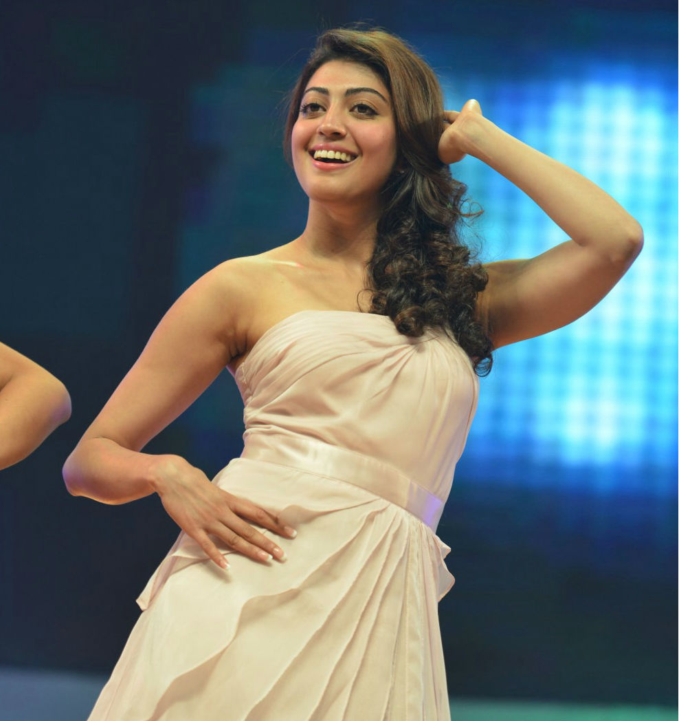Santosham South Indian Film Awards 2016 event held at Hyderabad. Celebs like Rana Daggubati, Akhil Akkineni, Hansika Motwani, Arun Vijay, Allu Sirish, Pranitha Subhash, Allu Aravind, Rajendra Prasad, Nikki Galrani, Sudheer Babu, Vidyullekha Raman, Devi Sri Prasad, Dasari Narayana Rao, Surabhi, Manasa Himavarsha, Suresh Kondeti, Prudhviraj, Rashmi Gautam, C Kalyan, Prudhviraj, Hema, Gunasekhar, Hebah Patel, Koratala Siva, Nandu, Srimukhi, Murali Mohan, Aadhi, Gunasekhar, Jayaprada, Katragadda Prasad, Robo Shankar, Akkineni Ramesh Prasad, Ravi Raja Pinisetty, Editor Mohan and others graced the event. Santosham Film Awards,Santosham Film Awards 2016,Rana Daggubati,Hansika,Akhil Akkineni,Hansika Motwani,Arun Vijay,Allu Sirish,Pranitha Subhash,Allu Aravind,Santosham Film Awards pics,Santosham Film Awards images