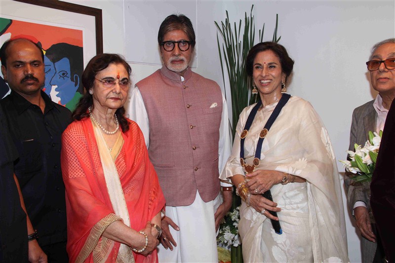 Bollywood actor Amitabh Bachchan, who was accompanied by spouse Jaya Bachchan, launched Dilip De's digital art exhibition, 'Celebration Of Love'. Amitabh Bachchan,Amitabh Bachchan launches Dilip De's digital art exhibition,Jaya Bachchan,Amitabh Bachchan and Jaya Bachchan,Amitabh Bachchan wife Jaya Bachchan,Dilip De's digital art exhibition,Celebration Of Love