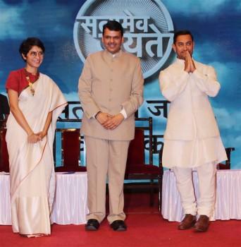 Bolywood actor Aamir Khan at Satyamev Jayate Water Cup awards 2016.