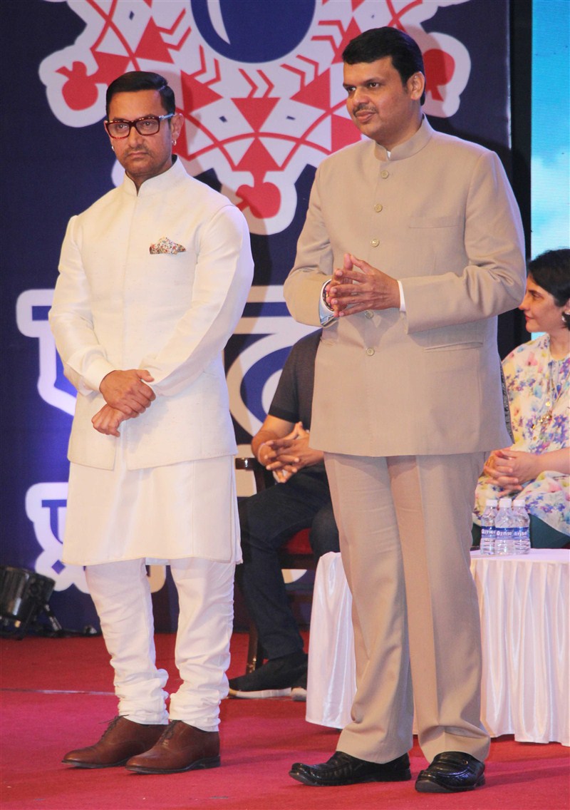 Bolywood actor Aamir Khan at Satyamev Jayate Water Cup awards 2016. Aamir Khan,Satyamev Jayate,Satyamev Jayate Water Cup awards 2016,Satyamev Jayate Water Cup awards,Aamir Khan at Satyamev Jayate Water Cup awards,actor Aamir Khan,Aamir Khan latest pics,Aamir Khan latest images,Aamir Khan latest photos,Aamir Khan latest st