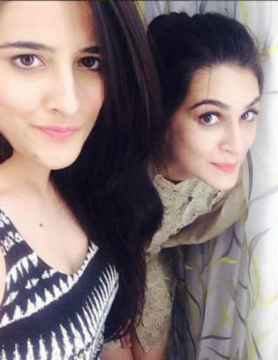 Kriti has a different ideology about Raksha Bandhan She believes its not a festival where only a brother is suppose to protect her sister rather your siblings should be protective of each other irrespective if a girl or a boy. The festival shouldn’t celebrate just the brother-sister bond, says Kriti. Kriti Sanon,Kriti Sanon celebrates Raksha Bandhan,Kriti Sanon siblings,Nupur Sanon,Kriti Sanon pics,Kriti Sanon images,Kriti Sanon stills,Raksha Bandhan,Raksha Bandhan celebrations