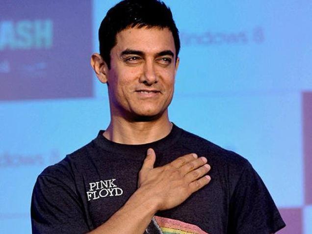 Bollywood celebritites like Shah Rukh Khan, Amitabh Bachchan, Aamir Khan and Priyanka Chopra have congratulated Indian woman shuttler P.V. Sindhu on her Olympic win. Shah Rukh Khan,Amitabh Bachchan,Aamir Khan,Priyanka Chopra,P.V. Sindhu,Indian woman shuttler P.V. Sindhu,P.V. Sindhu in Olympic,B-Town celebrates P.V. Sindhu's Olympic win