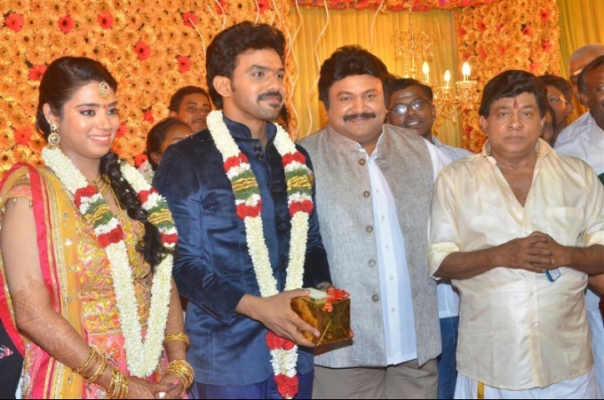 Tamil Comedy Actor Singamuthu Son Wedding Reception held last night in Chennai. Celebs like Ilayaraja, Prabhu, Manobala, Srikanth, K. Bhagyaraj, Kalaipuli S. Thanu, Kovai Sarala, Deva, Ponnambalam, Bharathiraja and others graced the event. Singamuthu Son Wedding Reception,Ilayaraja,Prabhu,Manobala,Srikanth,K. Bhagyaraj,Kalaipuli S. Thanu,Kovai Sarala,Deva,Ponnambalam,Bharathiraja,Singamuthu Son Wedding Reception pics,Singamuthu Son Wedding Reception images,Singamuthu Son Wedding Reception p