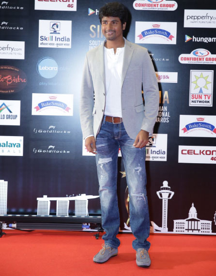 South Indian International Movie Awards (2016) event held at Suntec Convention and Exhibition Centre in Singapore. Celebs like Nayantara, Allu Arjun, Anirudh Ravichander, Arun Vijay with his family, Haniska Motwani, Keerthy Suresh, Prakash Raj, Raai Laxmi, Radhika Sarath Kumar, Sai Pallavi, Nithya Menen, Amyra Dastur, Shriya Saran, Khushboo, Vikram, Sivakarthikeyan, Jayam Ravi with his wife, Radhika Apte, Rana Daggubati, Chiranjeevi, Allu Arvind, Shruti Haasan, Suhasini Maniratnam, Samantha Ruth Prabhu, Pranitha Subhash, Puneeth Rajkumar, Sai Kumar, Ali with his wife, Sudheer Babu, Usha Utappa, Lakshmi Manchu, Pragya, Devi Sri Prasad, Anirudh Ravichander, Urvashi Rautela, Vignesh Shivan, S. Janaki, Tejaswini Prakash, Sonal Chauhan, Vedhika, Saqib Saleem, comedy actor Satish, Huma Qureshi and others graced the event. SIIMA Awards 2016,SIIMA Awards,Allu Arjun,Chiranjeevi,Sivakarthikeyan,Vikram,SIIMA Awards pics,SIIMA Awards images,SIIMA Awards photos,SIIMA Awards stills,SIIMA Awards pictures