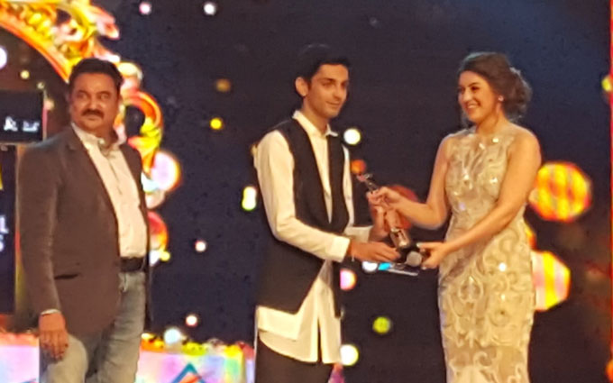 South Indian International Movie Awards (2016) event held at Suntec Convention and Exhibition Centre in Singapore. Celebs like Nayantara, Allu Arjun, Anirudh Ravichander, Arun Vijay with his family, Haniska Motwani, Keerthy Suresh, Prakash Raj, Raai Laxmi, Radhika Sarath Kumar, Sai Pallavi, Nithya Menen, Amyra Dastur, Shriya Saran, Khushboo, Vikram, Sivakarthikeyan, Jayam Ravi with his wife, Radhika Apte, Rana Daggubati, Chiranjeevi, Allu Arvind, Shruti Haasan, Suhasini Maniratnam, Samantha Ruth Prabhu, Pranitha Subhash, Puneeth Rajkumar, Sai Kumar, Ali with his wife, Sudheer Babu, Usha Utappa, Lakshmi Manchu, Pragya, Devi Sri Prasad, Anirudh Ravichander, Urvashi Rautela, Vignesh Shivan, S. Janaki, Tejaswini Prakash, Sonal Chauhan, Vedhika, Saqib Saleem, comedy actor Satish, Huma Qureshi and others graced the event. SIIMA Awards 2016,SIIMA Awards,Allu Arjun,Chiranjeevi,Sivakarthikeyan,Vikram,SIIMA Awards pics,SIIMA Awards images,SIIMA Awards photos,SIIMA Awards stills,SIIMA Awards pictures