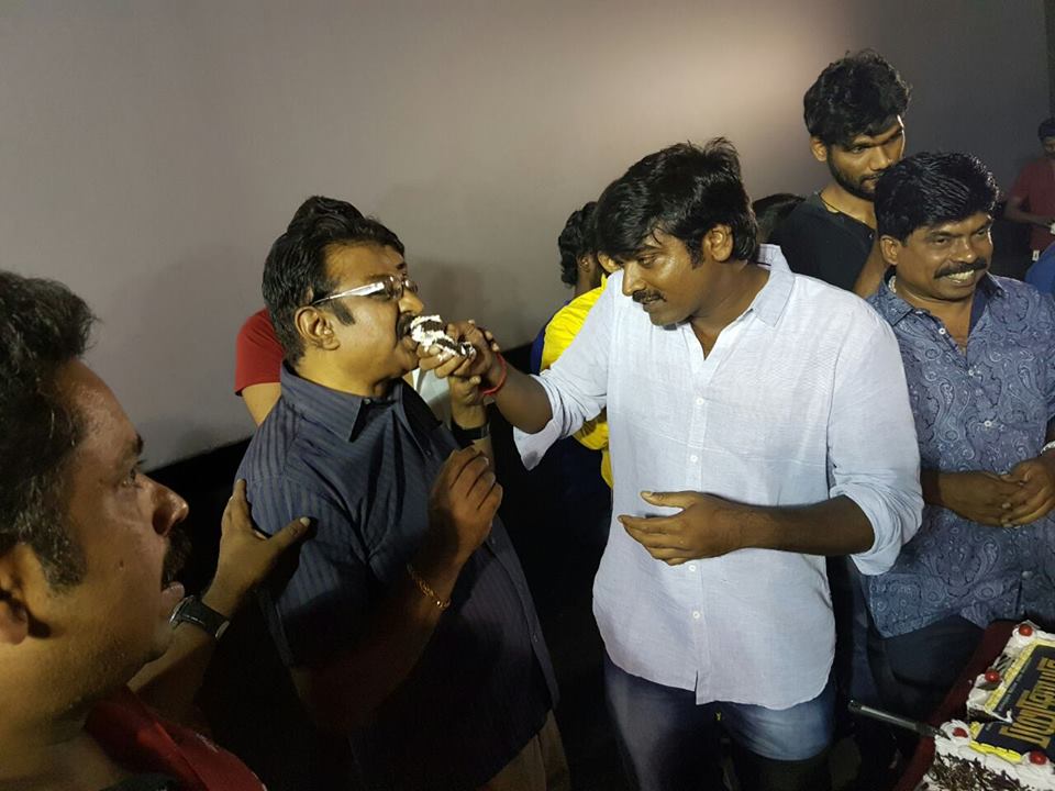 Vijay Sethupathi at Dharmadurai success Meet. Vijay Sethupathi,Dharmadurai success Meet,Dharma Durai success Meet,Dharmadurai success Meet pics,Dharmadurai success Meet images,Dharmadurai success Meet photos,Dharmadurai success Meet stills,Dharmadurai success Meet pictures