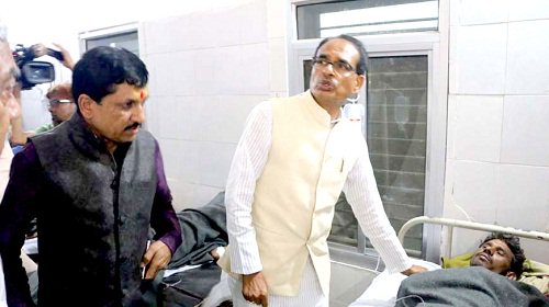 With several days of continuous downpour in the Vindhya region of Madhya Pradesh, about 100 villages in Rewa and Satna district have been devastated by floods, officials said on Sunday. Shivraj Singh Chouhan,flood-affected areas,Madhya Pradesh,Madhya Pradesh CM,floods,floods in MP,Rewa and Satna district