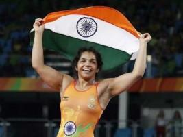 Rio Olympics 2016,Wrestler Sakshi Malik,Sakshi Malik,Sakshi Malik  at closing ceremony,closing ceremony,Rio closing ceremony,Rio 2016 closing ceremony,Sakshi to carry tricolour,Olympics closing ceremony,Olympics closing ceremony pics,Olympics closing cere