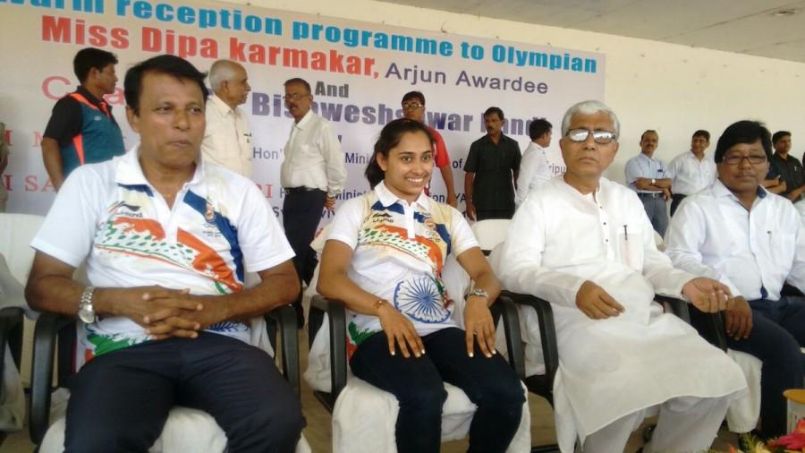 The Tripura government on Monday gave a grand reception to ace gymnast Dipa Karmakar, the first Indian gymnast to take part in an Olympic final. Dipa Karmakar,Gymnast Dipa Karmakar,Dipa Karmakar reaches Tripura,Dipa Karmakar receives Grand welcome,Dipa Karmakar pics,Dipa Karmakar images,Dipa Karmakar photos,Dipa Karmakar stills,Dipa Karmakar pictures