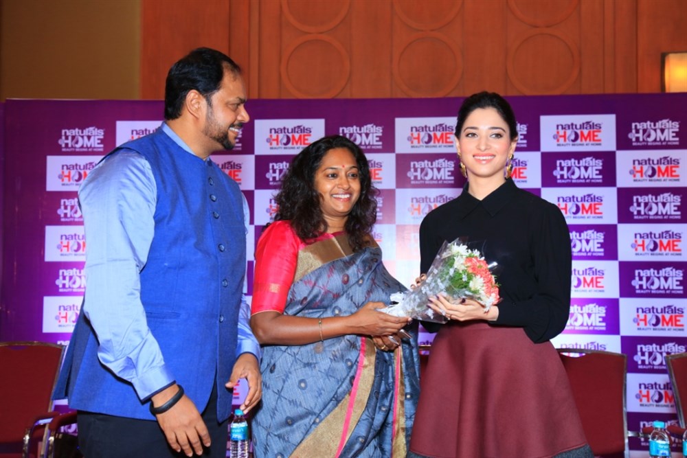 South Indian actress Tamannaah Bhatia launches Naturals Salon @Home Shopping Mall in Coimbatore. Tamannaah Bhatia,Tamannaah,actress Tamannaah,Tamannaah launches Naturals @Home,Naturals @Home,Tamannaah Bhatia latest pics,Tamannaah Bhatia latest images,Tamannaah Bhatia latest photos,Tamannaah Bhatia latest stills,Tamannaah Bhatia latest pictures