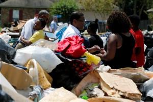 President Barack Obama,Barack Obama,Obama visits Louisiana floods victims,Barack Obama visits floods victims,Louisiana floods victims,Louisiana