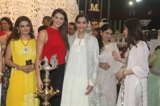 IMC Ladies Unveils Women Entrepreneur Exhibition 2016 held in Mumbai. Celebs like Sonam Kapoor, Australian swimmer Stephanie Rice, Rashmi Thackeray, Kanika Kapoor, Sheeba, Bhagyashree, Shaina NC, Madhu Shah, Aalia Ebrahim, Pooja Bedi, Sulaiman Merchant, Queenie Dhody, Mrinal Kulkarni and others graced the event.