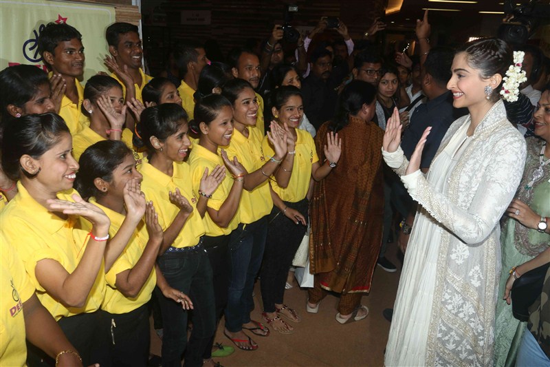IMC Ladies Unveils Women Entrepreneur Exhibition 2016 held in Mumbai. Celebs like Sonam Kapoor, Australian swimmer Stephanie Rice, Rashmi Thackeray, Kanika Kapoor, Sheeba, Bhagyashree, Shaina NC, Madhu Shah, Aalia Ebrahim, Pooja Bedi, Sulaiman Merchant, Queenie Dhody, Mrinal Kulkarni and others graced the event. IMC Ladies' Wing,IMC Ladies,Women Entrepreneur Exhibition 2016,Sonam Kapoor,Stephanie Rice,Kanika Kapoor,Sheeba,Bhagyashree,Shaina NC,Madhu Shah,Aalia Ebrahim,Pooja Bedi,Sulaiman Merchant