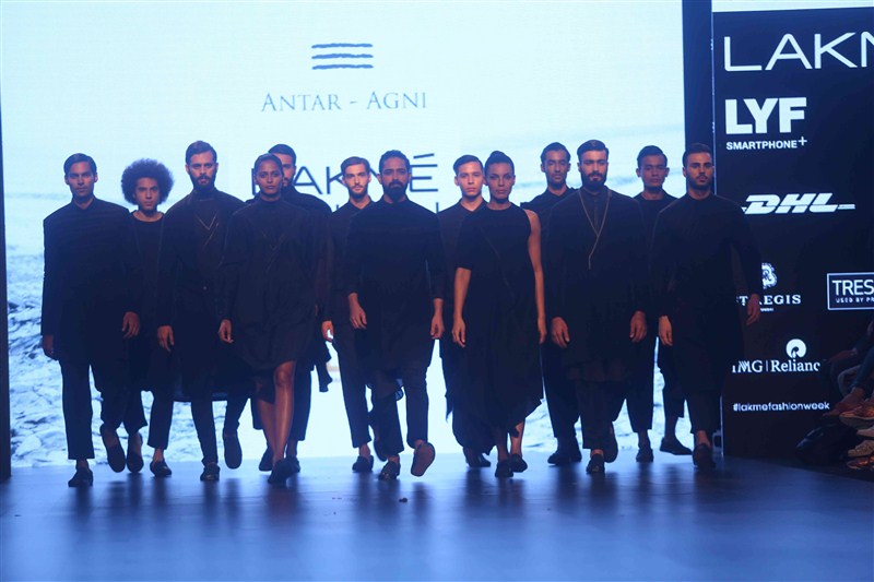 Lakme Fashion Week Day 1: Best looks from Antar-Agni's show Lakme Fashion Week Day 1,Lakme Fashion Week,Antar-Agni's show,Antar-Agni show,Lakme Fashion Week pics,Lakme Fashion Week images,Lakme Fashion Week photos,Lakme Fashion Week stills,Lakme Fashion Week pictures
