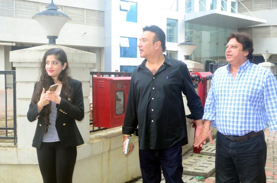 Anu Malik & his daughter Anmol Malik visited the ITA School, Mumbai to interact with students who were passing out from the singing course. Anu Malik,Anmol Malik,Anu Malik with daughter Anmol Malik,Anu Malik at ITA School,ITA School,Anmol Malik pics,Anu Malik pics