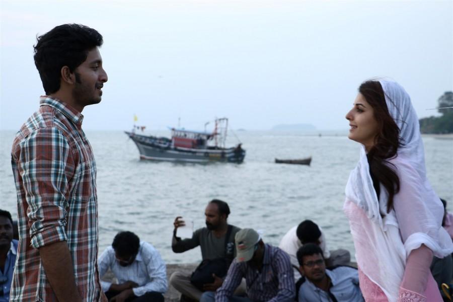 Meendum Oru Kadhal Kadhai is a Tamil movie directed by Mithran Jawahar and produced by Sangili Murugan under the Block Ticket Films banner. The film stars Walter Phillips and Isha Talwar in the lead role, Arjunan, Manoj K. Jayan, Sangili Murugan, Thalaivasal Vijay, Shan, Vanitha Krishnachandran, Vidyullekha Raman, Arunth Sriganthan, Venkatesh Harinathan, Singamuthu, Som Shekar, Harish Ram and Dhivya appear in the supporting role. The songs and background score for the film are composed by G. V. Prakash Kumar. Walter Phillips,Isha Talwar,Meendum Oru Kadhal Kadhai,Tamil movie Meendum Oru Kadhal Kadhai,Meendum Oru Kadhal Kadhai stills,Meendum Oru Kadhal Kadhai pics,Meendum Oru Kadhal Kadhai images,Meendum Oru Kadhal Kadhai photos,Meendum Oru Kadhal Kadhai picture