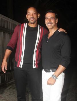 Celebs like  Varun Dhawan, Ranbir Kapoor, Karan Johar, Rohit Dhawan, Jacqueline Fernandez, Shraddha Kapoor, Alia Bhatt, Arjun Kapoor and Sonakshi Sinha among others.