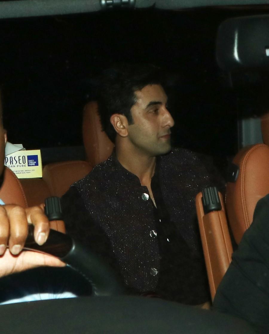 Celebs like Varun Dhawan, Ranbir Kapoor, Karan Johar, Rohit Dhawan, Jacqueline Fernandez, Shraddha Kapoor, Alia Bhatt, Arjun Kapoor and Sonakshi Sinha among others. Will Smith,Ranbir Kapoor,Sonakshi Sinha,Akshay Kumar,Akshay Kumar and Will Smith,Akshay Kumar's Rustom celebration,Rustom celebration,Varun Dhawan,Ranbir Kapoor,Karan Johar,Rohit Dhawan,Jacqueline Fernandez,Shraddha Kapoor,Alia Bhatt,Arjun Kapoor