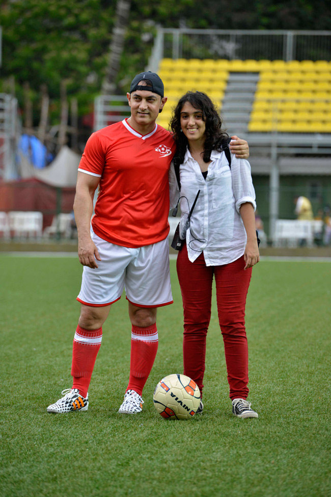 Its a well known fact to how seriously Aamir Khan takes his films. He is always seen in a different avatar and for his upcoming film Dangal he has drastically transformed himself to play the younger Mahaveer Singh Phogat. Ira Khan,Aamir Khan's daughter Ira Khan,Aamir Khan daughter Ira Khan,Dangal,Mahaveer Singh Phogat,Ira Khan with Aamir Khan,Ira Khan pics,Ira Khan images,Ira Khan photos,Ira Khan stills,Ira Khan pictures