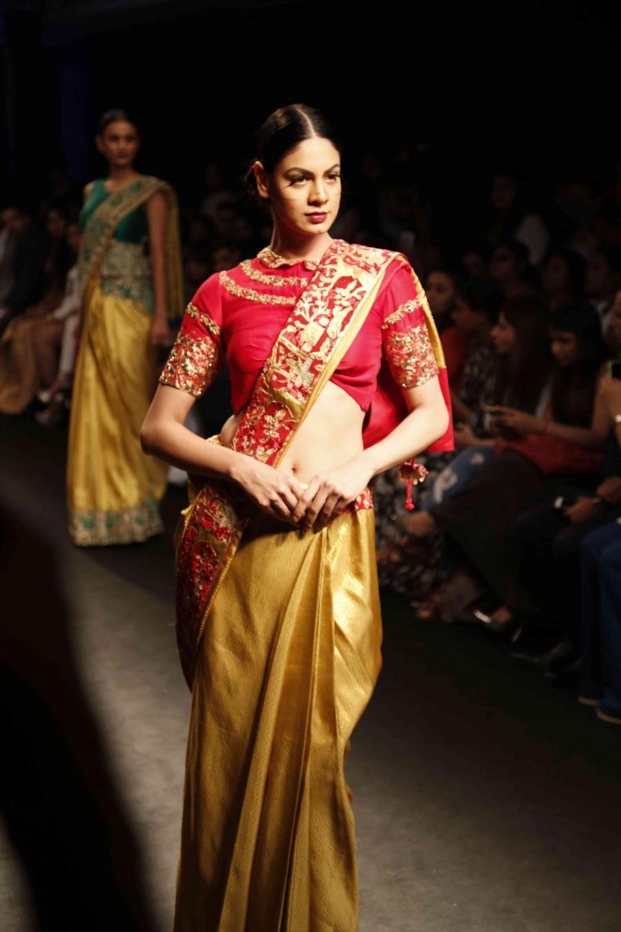 Bollywood Actress Karishma Kapoor walks for Architha Narayanam at Lakme Fashion Week 2016. Karishma Kapoor,Karishma Kapoor at Lakme Fashion Week Winter Festive,Lakme Fashion Week Winter Festive 2016,Lakme Fashion Week,Lakme Fashion Week 2016,actress Karishma Kapoor,Karishma Kapoor pics,Karishma Kapoor images,Karishma Kapoor photos,Karishma Kapo