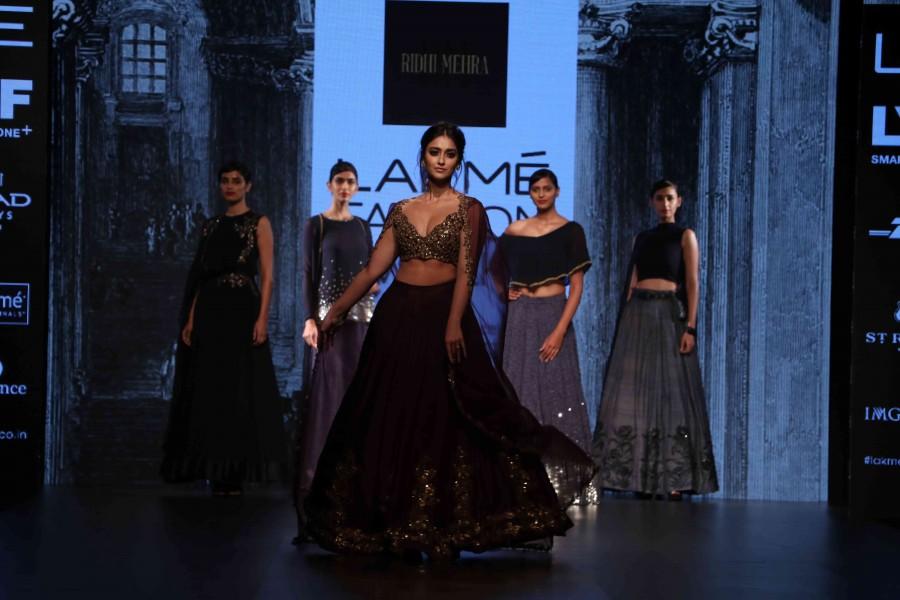 Bollywood actress Ileana D'Cruz shines at Lakme Fashion Week 2016. Ileana D'Cruz,Ileana D'Cruz at Lakme Fashion Week 2016,Lakme Fashion Week,actress Ileana D'Cruz,Ileana D'Cruz pics,Ileana D'Cruz images,Ileana D'Cruz photos,Ileana D'Cruz stills,Ileana D'Cruz pictures,Ileana D'