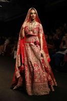 Radhika Apte,Radhika Apte at Lakme Fashion Week Winter Festive 2016,Radhika Apte at Lakme Fashion Week,Lakme Fashion Week,Lakme Fashion Week 2016,Radhika Apte shines in 'near weightless',Radhika Apte pics,Radhika Apte images,Radhika Apte photos