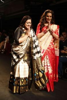 Bollywood actress Bipasha Basu walks for Sanjukta Dutt at Lakme Fashion Week 2016.