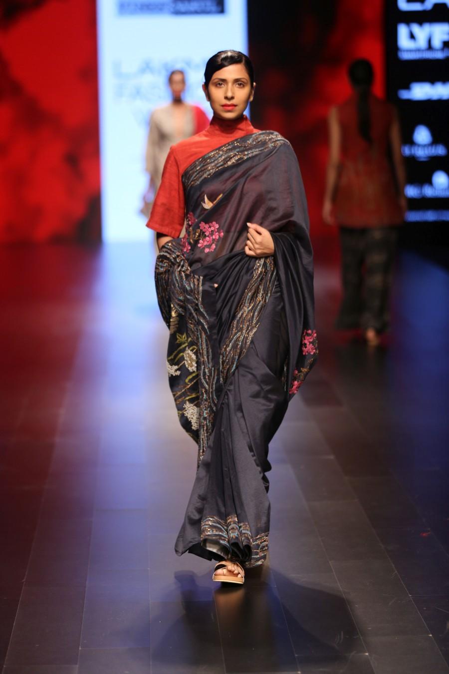 The eternal saga of the celestial intervention of goddess Lakshmi, as she descends on Earth, narrates the core inspiration for this festive fusion collection for fall 2016 by the designer duo VINEETRAHUL. Designer Vineet Rahul,Vineet Rahul,LFW WF 2016,LFW 2016,LFW,goddess Lakshmi